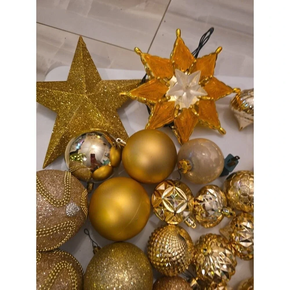 Christmas‎ Gold Silver Matte, Shiny & Glitter Ball Ornament Lot 50